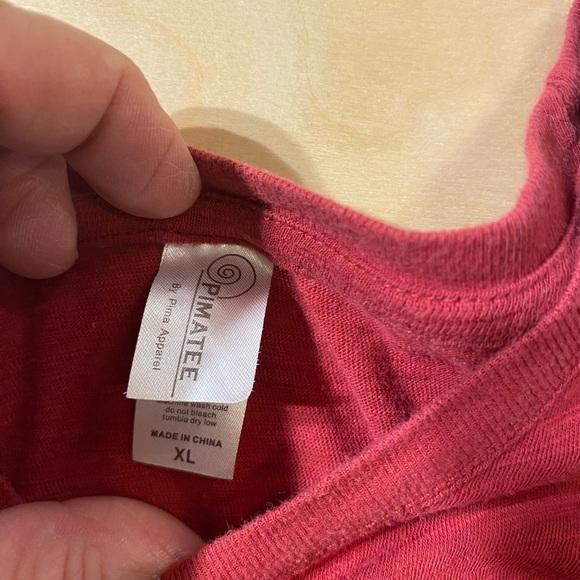 KISS Graphic Red T-Shirt on Pimatee Tag XL (IQ) - Picture 9 of 13